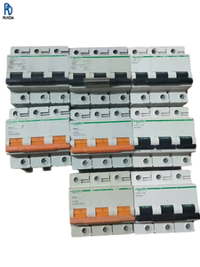 3P80 เซอร์กิตเบรกเกอร์ สวิตช์ไฟฟ้า 3 ขั้ว โอเวอร์โหลด ลัดวงจร การจ่ายไฟแรงดันต่ำ - Product Image 1