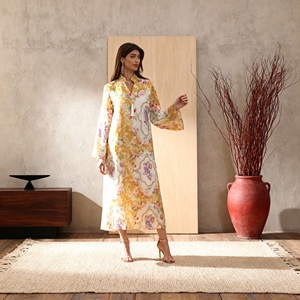 Robe Abaya élégante en polyester avec strass thermocollants pour femmes musulmanes, tenue de soirée personnalisée, vente en gros de qualité supérieure - Product Image 2