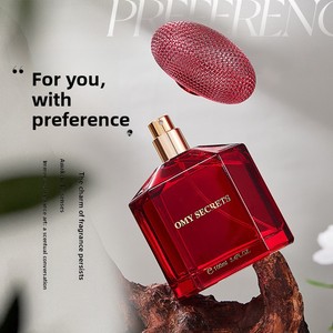 Microphone Gilded Years True Self Boundless Enchantment Miss Perfume Fougre Fragancia Líquida Fresca Natural de Larga Duración - Product Image 2