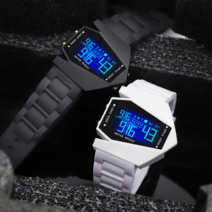 <span class=keywords><strong>Montre</strong></span> de sport multifonctionnelle lumineuse en gros d'usine pour hommes, femmes, couples et étudiants, affichage numérique - Product Image 2