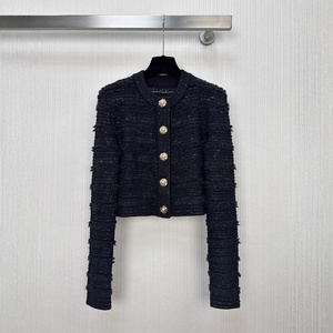 Nouvelle Collection Printemps 2026 : Style Vintage, Col en Tweed Tissé Orné d'une Boucle Dorée, à Simple Boutonnage, avec Courte Frange Noire - Product Image 1