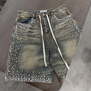 Shorts en <span class=keywords><strong>jean</strong></span> pour hommes, coupe oversize, style streetwear, délavé, bords bruts, patchwork personnalisé, broderie et sérigraphie - Product Image 5