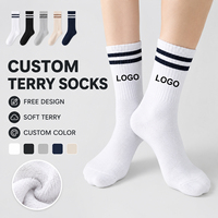 Chaussettes de sport en coton éponge doux à rayures avec logo personnalisé, très vendues