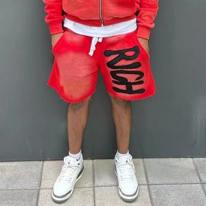 Shorts en coton délavé style vintage personnalisé, bords coupés, appliqués, broderies et impressions en relief, pour hommes, effet délavé à l'acide - Product Image 3