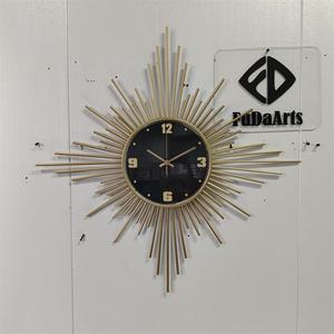 Reloj de Pared Decorativo de Metal, Moderno y de Lujo, 70*70cm, Venta Directa de Fábrica, Productos para Dropshipping, para Hogar y Casa - Product Image 5