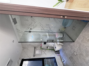 Puerta de Ducha Corredera Individual de Cristal con Bisagras Estilo Hogar Prima Custom, Kit Completo para Baño, Negra, 6mm, Tipo Diamante, para Hotel - Product Image 3