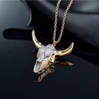Collier pendentif tête de taureau vintage plaqué or, chaîne maillons bohèmes, breloque religieuse chrétienne, corne de buffle 45*47mm