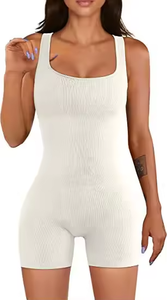 Nuova Tuta Sportiva Senza Cuciture per Donne, Logo Personalizzabile, Elasticizzata, con Pantaloncini Integrati - Product Image 3