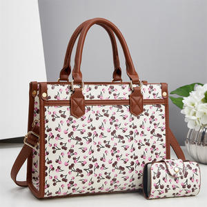 Nuevo Bolso Tote con Estampado de Cerezas de Gran Capacidad, Bolso de Mano de Alta Gama para Mujer, Estilo de Diseñador Exclusivo, Bolso de Hombro - Product Image 6