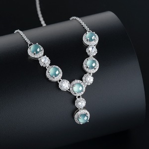 Großhandel Natürlicher A-Klasse Eisblauer Jadeit Cabochon Halskette S925 Sterling Silber Eingelegt Luxus Mode Jade Schmuck für Frauen - Product Image 5