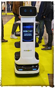 <span class=keywords><strong>Robot</strong></span> de Reparto de Comida Mars a Precio de Fábrica, <span class=keywords><strong>Robot</strong></span> <span class=keywords><strong>Camarero</strong></span> Automático con Evitación de Obstáculos, <span class=keywords><strong>Robot</strong></span> de Servicio de Alimentos con Pantalla AD de 15.6 Pulgadas - Product Image 3