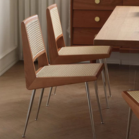 Chaise de salle à manger en rotin nordique, chaise de salle à manger avec structure en bois massif et pieds en métal pour restaurant