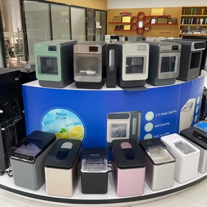 Trituradora de Hielo Eléctrica Automática Portátil de Plástico con Capacidad de 2L para Uso Comercial y en Hoteles, Máquina para Hacer Smoothies, Jugos y Granizados - Product Image 6