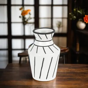 Black And White Stripes Ceramic Vase Family Decorative Art Liner Vase Desktop Furnishings