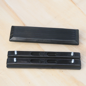 小型挖掘机钢轨用橡胶履带板300 400 450 500厘米导电橡胶履带板 - Product Image 1