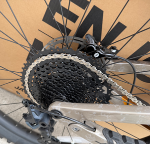 Vélo de montagne J Air Saltafossi 12 vitesses, suspension intégrale, freins à disque, cadre carbone - Product Image 2