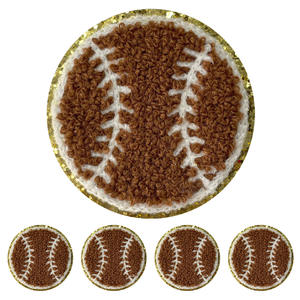 Patch en chenille personnalisé en forme de cœur, thème football/rugby, design pour le jour du match, petite taille, pour vêtements/chapeaux - Product Image 3