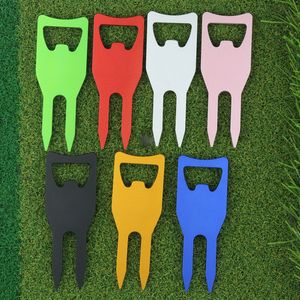 Outil de réparation de divots de golf en alliage d'aluminium, marqueur de balle magnétique multifonctionnel, fourche de réparation pour le green, pour utilisation sur les terrains de golf - Product Image 4