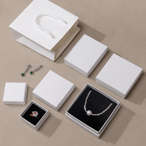 Luxurious custom logo jewelry storage <b>box</b> jewelry display <b>box</b> new trendy jewelry <b>box</b> available for <b>small</b> batch customization - Product Image 1