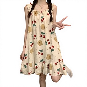 Camicia da Notte Estiva Traspirante in Cotone Senza Collo da Donna Chenjia, <span class=keywords><strong>Pigiama</strong></span> Artistico con Stampa Ciliegie e Orsetti - Product Image 1