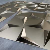 Carreaux de décoration murale modernes 2025, blanc mat, panneau mural en PVC plastique 3D, panneau de plafond 3D pour la décoration de la maison