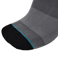 Chaussettes de sport de compression montantes personnalisées pour le printemps, antibactériennes, anti-humidité, protectrices, en Spandex/Nylon, OEM