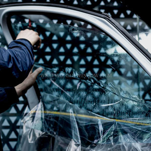 <span class=keywords><strong>Film</strong></span> anti-déflagrant de fenêtre de voiture de blocage UV pour la réduction de la chaleur et la sécurité améliorée de <span class=keywords><strong>passager</strong></span> - Product Image 3