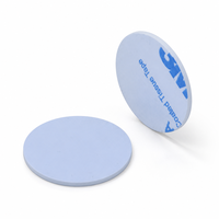 Carte NFC RFID autocollante ronde 25 mm en PVC 13,56 MHz pour applications d'accès dans les hôtels et les écoles