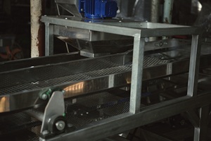 Ligne de décorticage de noix de cajou, type double tête de coupe, 10 lames (une seule qualité), capacité 700-800 kg/h, entièrement automatique - Product Image 6