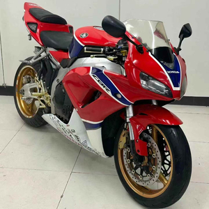 La meilleure CBR1000RR de <span class=keywords><strong>2006</strong></span>, avec 80 % d'éléments neufs et de pièces d'occasion - Product Image 1