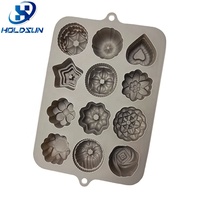 Moule en silicone personnalisé résistant à la chaleur, flexible, de qualité alimentaire, à 12 cavités, en forme de diverses fleurs, pour gelée, pudding, savon, avec trou de suspension