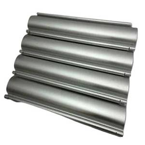 Volets roulants en acier galvanisé avec surface finie et fonction antivol pour une utilisation extérieure contemporaine - Product Image 2
