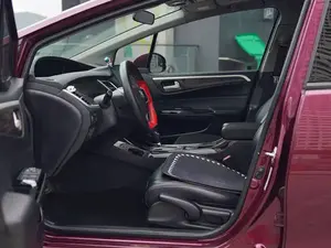 Honda Jade 1.8 Comfort 2017 2018 2019, 5 Plazas, Automática, Usada, Japonesa, Familiar, Espaciosa y Práctica - Product Image 2