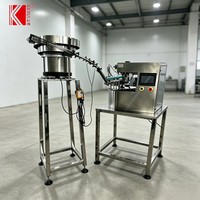 Machine de remplissage de bouteilles d'eau et de liquides en plastique de table, automatique, haute précision, avec pompe rotative PLC pour boissons, huiles, jus, cosmétiques et sérums