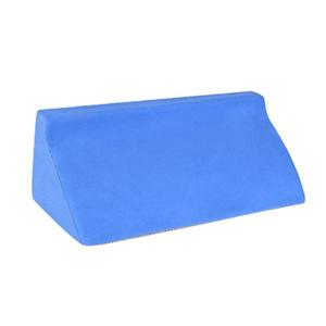 Almohada triangular azul para soporte lumbar, cojín de esponja de alta densidad para el cuidado de la espalda, uso en masajes y fitness - Product Image 1