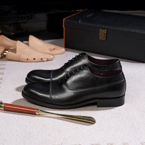 Chaussures habillées Oxford en cuir véritable pour hommes, à bout pointu, à lacets, chaussures de ville formelles, en cuir poli à la main avec motif crocodile et patchwork - Product Image 5