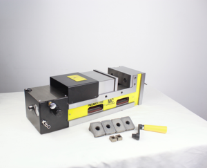 Étau de machine industriel pneumatique-hydraulique WPV-160DL avec conception anti-soulèvement brevetée - Product Image 4