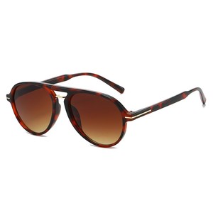 Occhiali da <span class=keywords><strong>Sole</strong></span> Sportivi Unisex Stile Europeo per Adulti con Lenti UV400 a Montatura Completa e Design a Doppia Montatura per Protezione Solare Ottimale - Product Image 4