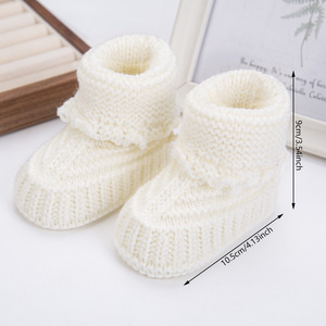 Chaussettes-chaussons tricotées en gros pour bébés, à tricot épais, avec revers à volants, antidérapantes, pour la marche, chaudes pour l'hiver, antibactériennes, pour nourrissons, OEM - Product Image 4