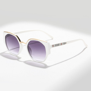 Lunettes de soleil dégradées noir-violet, lunettes de soleil polygonales pour femmes, UV400, lunettes de mode, style streetwear - Product Image 3