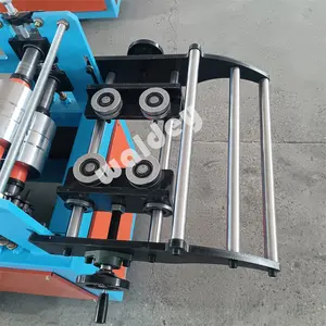 Machine de fabrication de volets roulants en métal à prix d'usine/machine de formage de rouleaux à lamelles en acier pour cadre de porte/volet roulant