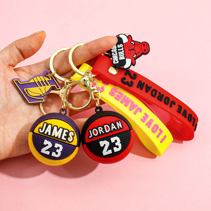 <span class=keywords><strong>Porte</strong></span>-<span class=keywords><strong>clés</strong></span> en PVC 3D de <span class=keywords><strong>basket</strong></span>-ball Chongjie Bag Pendant Irving Curry Bryant James <span class=keywords><strong>Jordan</strong></span> Anteto Kounmpo, <span class=keywords><strong>porte</strong></span>-<span class=keywords><strong>clés</strong></span> en caoutchouc PVC personnalisés - Product Image 4