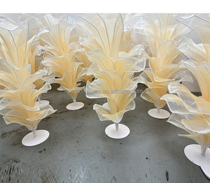 Fleurs artificielles géantes en organza, fabriquées à la main en usine, design é<span class=keywords><strong>l</strong></span>égant et simple pour la décoration de mariage - Product Image 2