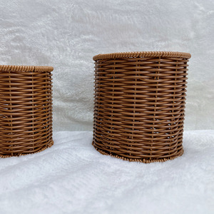 Round Woven Rattan <b>Storage</b> <b>Basket</b> 1-3L Handmade Office Organizer Desktop Fruit <b>Basket</b> Pen Holder Chopstick Holder - Product Image 2