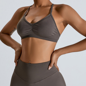 LOGO personnalisé soutien-gorge à bretelles réglables pour femme taille haute Scrunch Butt Leggings 2 pièces Gym sans couture Yoga ensemble - Product Image 4