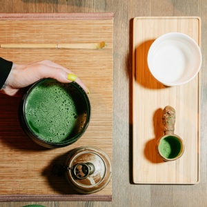 Té Verde Matcha Orgánico Certificado por la USDA, Grado Ceremonial, Primera Cosecha, Empaque Directo al por Mayor, Apto para Dieta Keto - Product Image 2