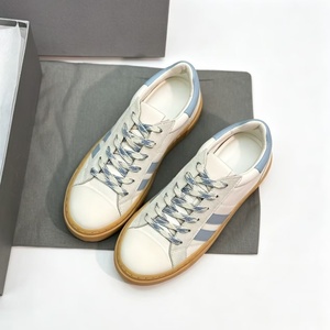 Zapatillas deportivas casuales de suela gruesa de goma suave con cordones de color contrastante, versátiles para ocasiones casuales y formales, calzado deportivo para mujer - Product Image 5