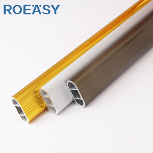 Tringles à vêtements ovales en aluminium finition champagne personnalisables pour penderie - Product Image 4