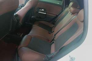 <span class=keywords><strong>Mercedes</strong></span>-<span class=keywords><strong>Benz</strong></span> Classe <span class=keywords><strong>B</strong></span> Voiture d'occasion 2020 <span class=keywords><strong>B</strong></span> <span class=keywords><strong>200</strong></span> <span class=keywords><strong>Sport</strong></span> Edition 2020.07 Essence - Product Image 4