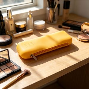 High Quality Waterproof Silicone Cosmetic Bag Portable Travel <b>Makeup</b> Storage <b>Case</b> With Custom Logo for Women - Product Image 1